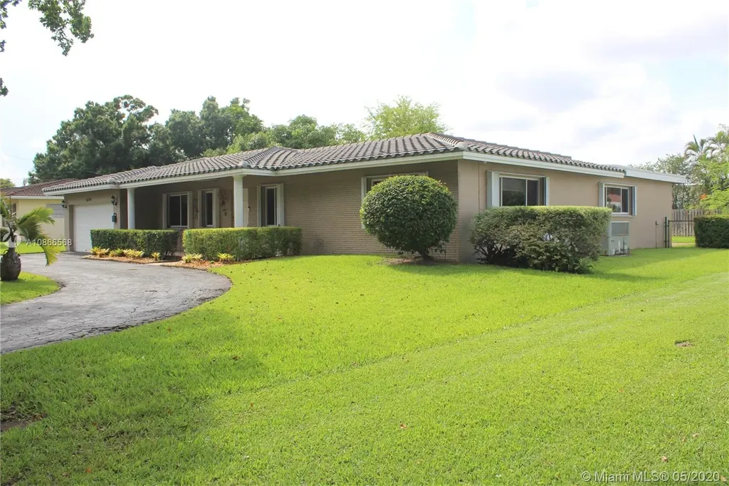 5691 SW 8th Street Plantation FL 33317