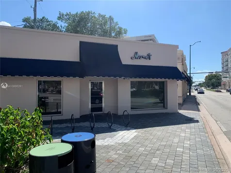 392 Miracle Mile Coral Gables FL 33134