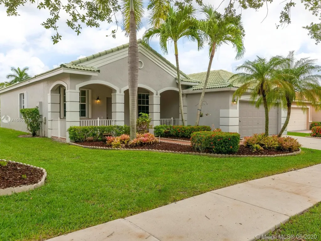 4002 Pinewood Lane Weston FL 33331