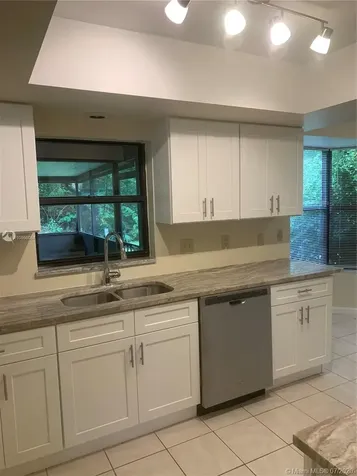 942 SE Thornhill Drive Port St. Lucie FL 34983