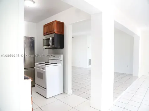 5100 SW 69th Avenue Miami FL 33155