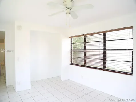 5100 SW 69th Avenue Miami FL 33155