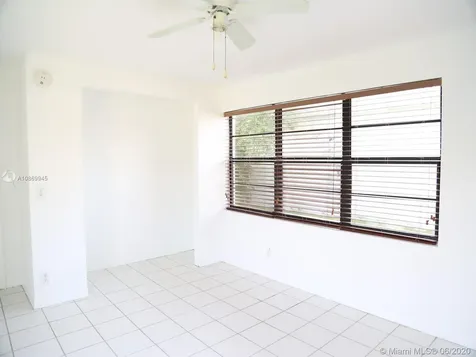 5100 SW 69th Avenue Miami FL 33155