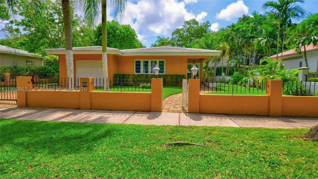 909 Alberca Street Coral Gables FL 33134
