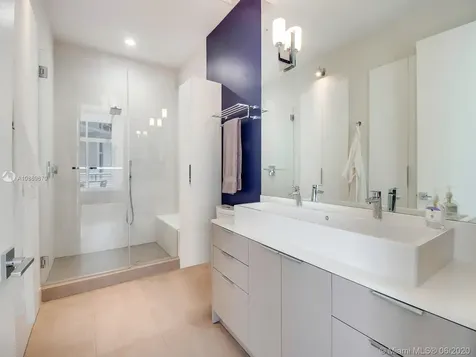 2001 Meridian Avenue Miami Beach FL 33139