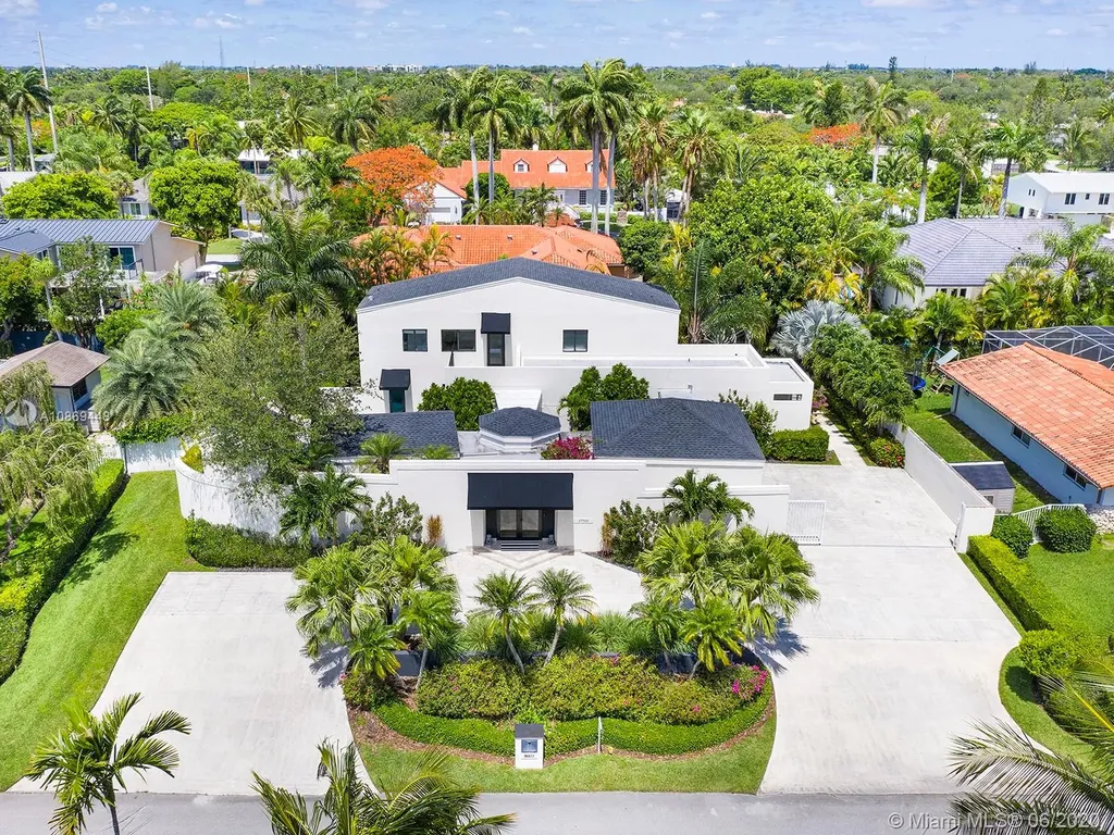 17700 SW 83rd Avenue Palmetto Bay FL 33157