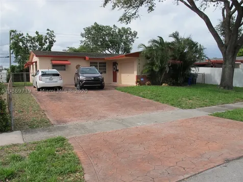 7611 Raleigh Street Hollywood FL 33024