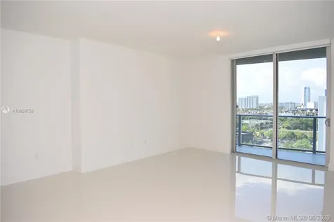 1010 SW 2nd Avenue Miami FL 33130