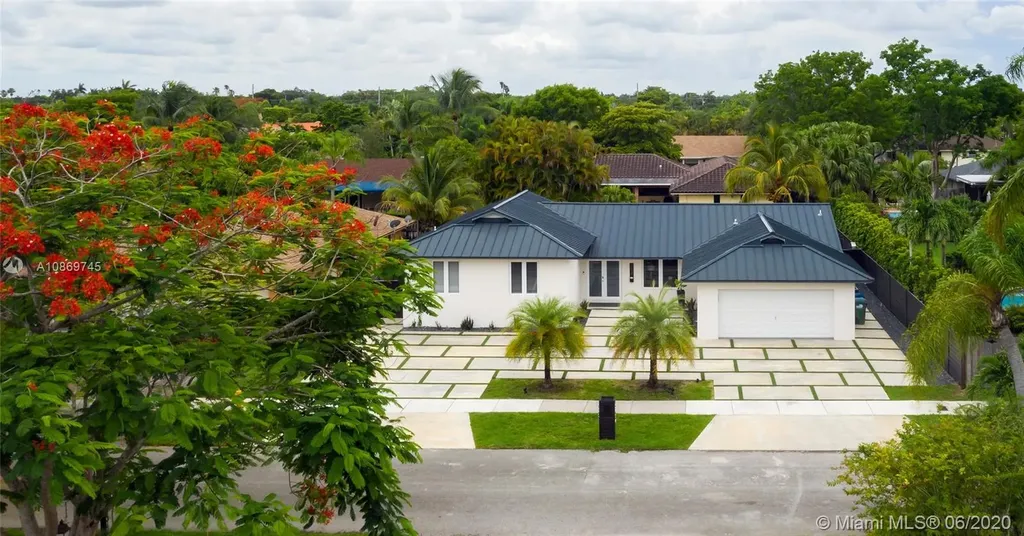 9634 SW 114th Court Miami FL 33176