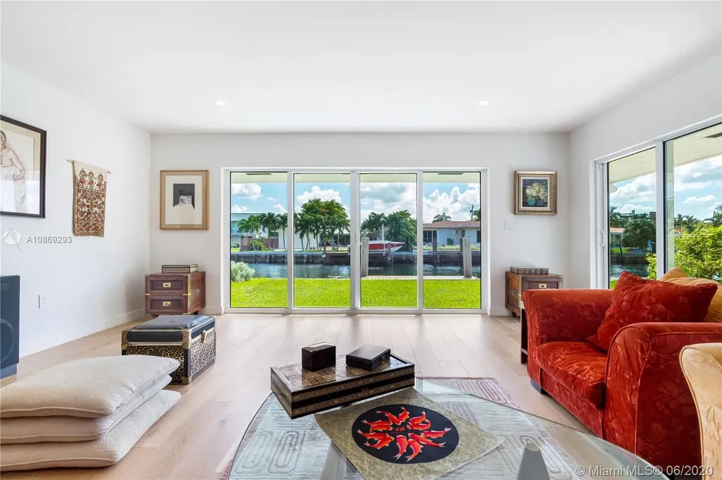 2152 NE 122nd Road North Miami FL 33181