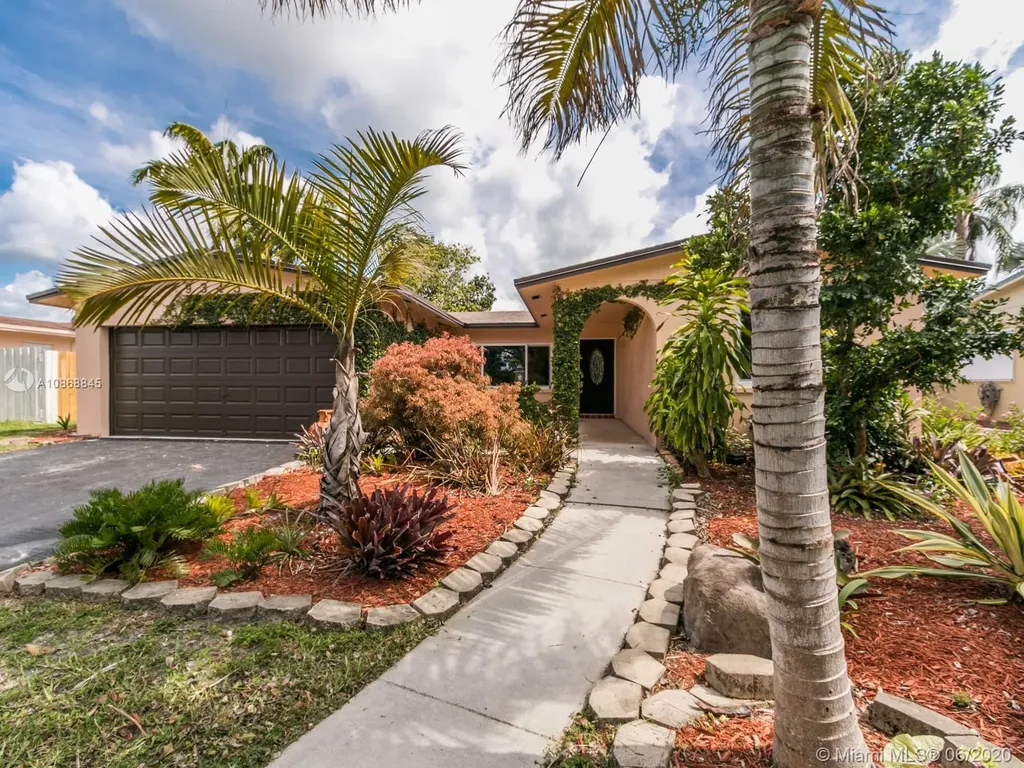 9343 NW 23rd Street Pembroke Pines FL 33024