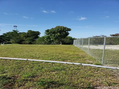 655 NW 24th Avenue Fort Lauderdale FL 33311
