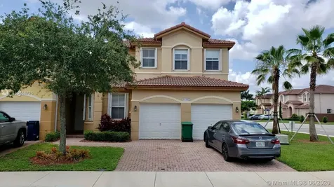 11082 NW 86th Terrace Doral FL 33178