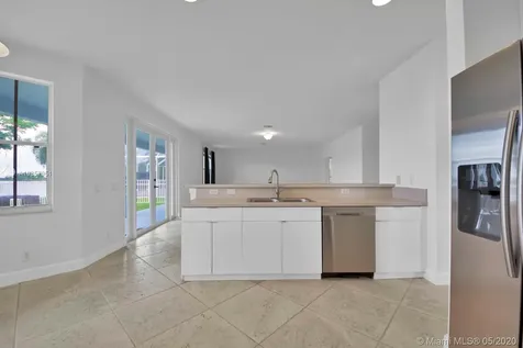 892 Tulip Circle Weston FL 33327
