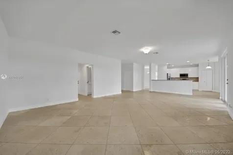892 Tulip Circle Weston FL 33327