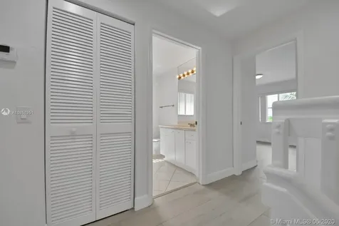 892 Tulip Circle Weston FL 33327
