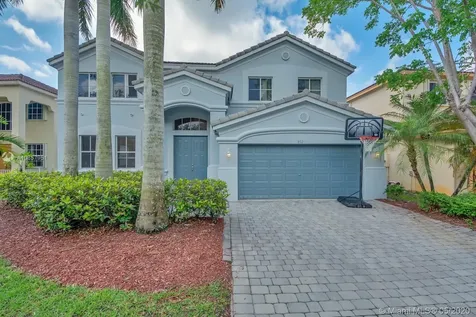892 Tulip Circle Weston FL 33327