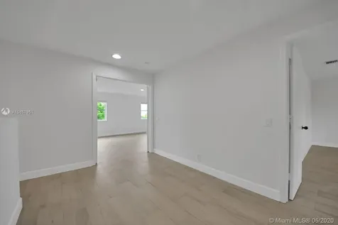 892 Tulip Circle Weston FL 33327