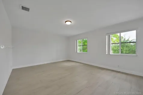 892 Tulip Circle Weston FL 33327
