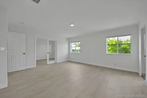892 Tulip Circle Weston FL 33327