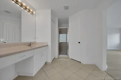 892 Tulip Circle Weston FL 33327