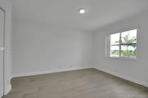 892 Tulip Circle Weston FL 33327