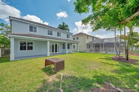 892 Tulip Circle Weston FL 33327