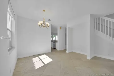 892 Tulip Circle Weston FL 33327