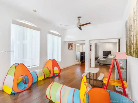 275 Costanera Road Coral Gables FL 33143