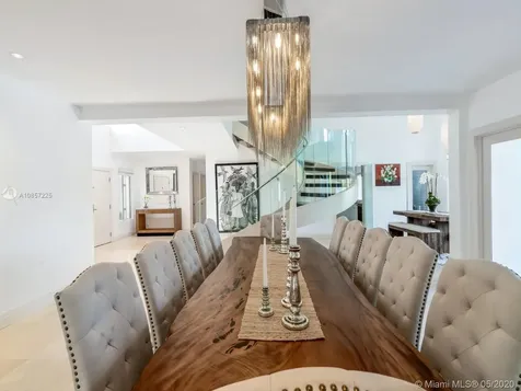 275 Costanera Road Coral Gables FL 33143