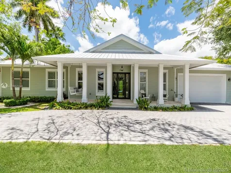 8020 SW 62nd Avenue South Miami FL 33143