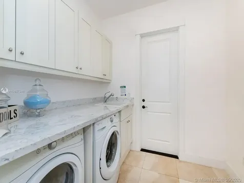 8020 SW 62nd Avenue South Miami FL 33143