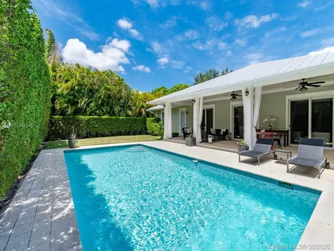 8020 SW 62nd Avenue South Miami FL 33143