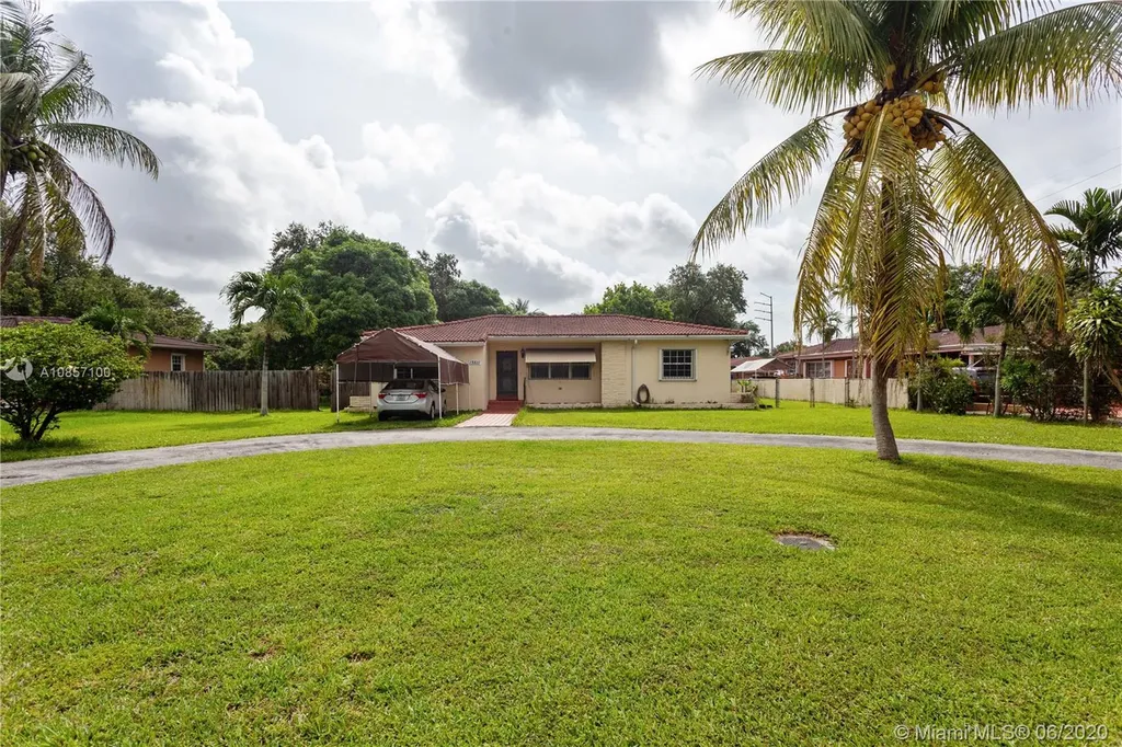 13511 NW 1st Avenue Miami FL 33168