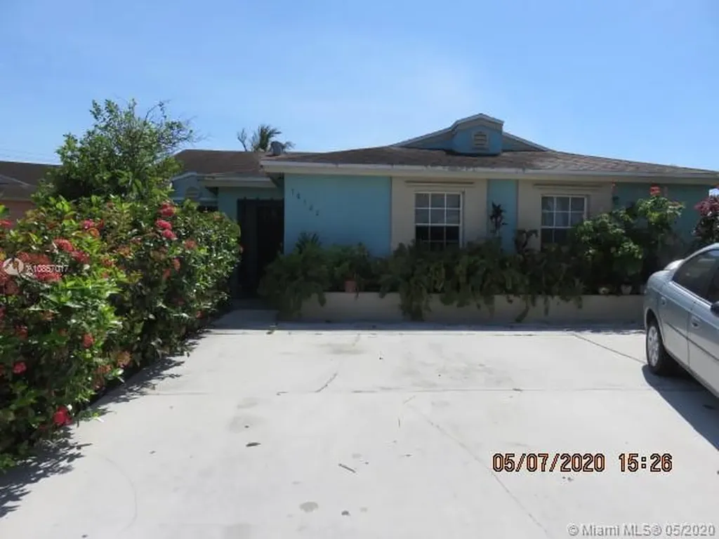 18522 SW 114th Court Miami FL 33157