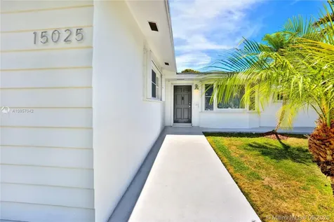 15025 SW 82nd Avenue Palmetto Bay FL 33158