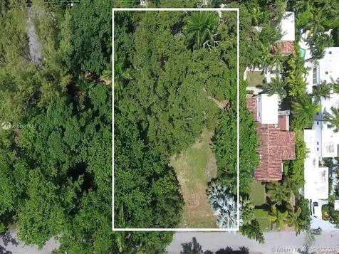 3585 Palmetto Avenue Miami FL 33133