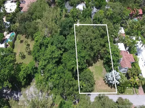 3585 Palmetto Avenue Miami FL 33133