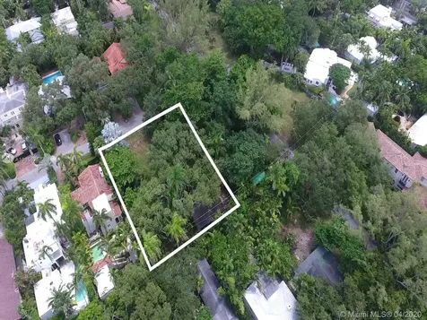 3585 Palmetto Avenue Miami FL 33133