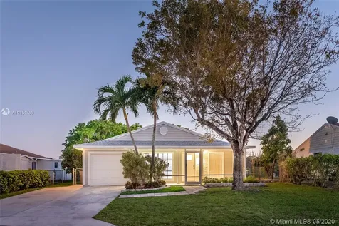 8332 Butterfield Lane Boca Raton FL 33433