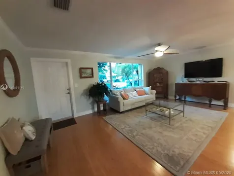 220 SE 9th Street Pompano Beach FL 33060