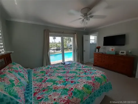 220 SE 9th Street Pompano Beach FL 33060