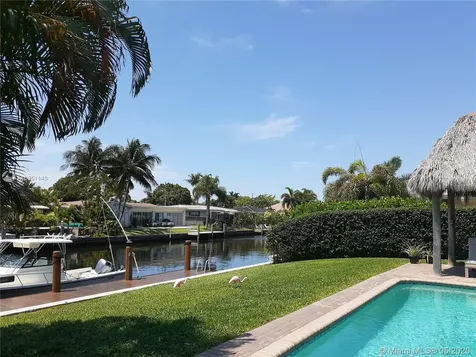 220 SE 9th Street Pompano Beach FL 33060