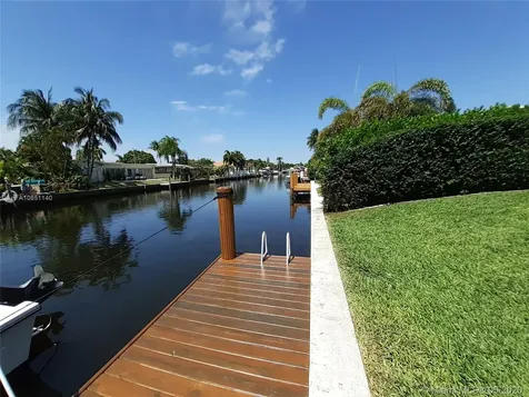 220 SE 9th Street Pompano Beach FL 33060