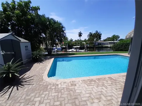 220 SE 9th Street Pompano Beach FL 33060