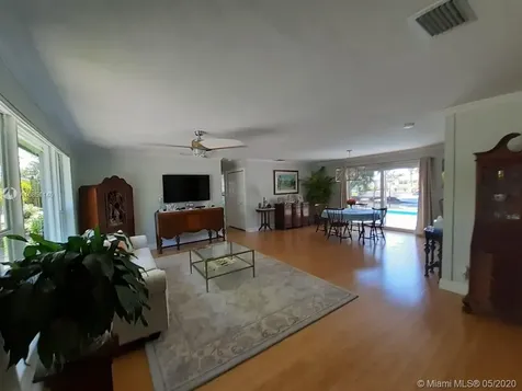 220 SE 9th Street Pompano Beach FL 33060