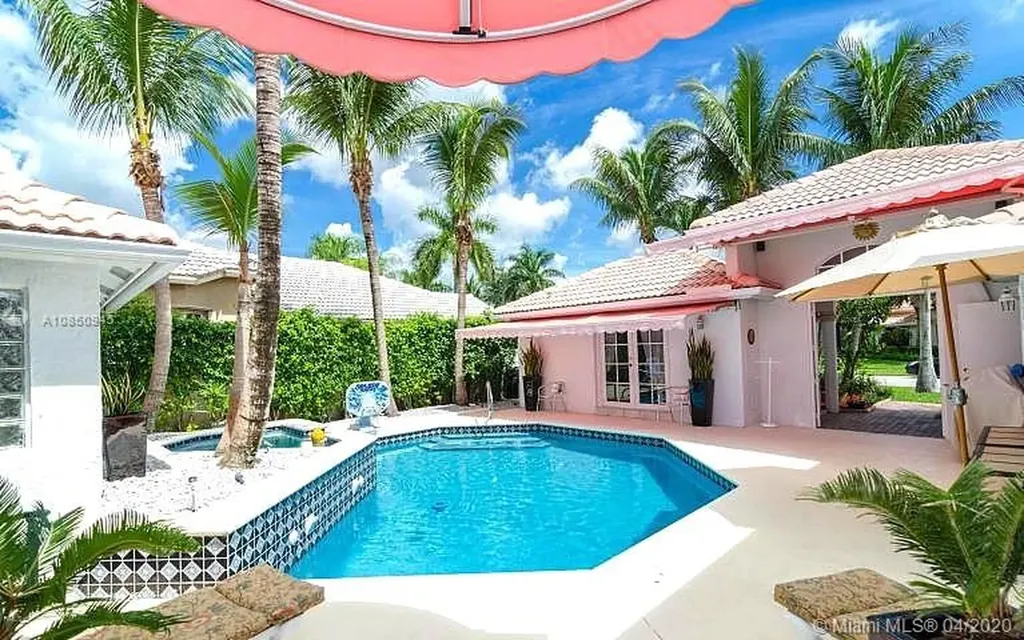 20118 Ocean Key Drive Boca Raton FL 33498