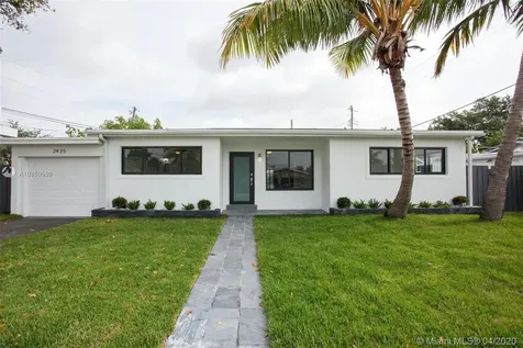 2435 NE 214th Street Miami FL 33180