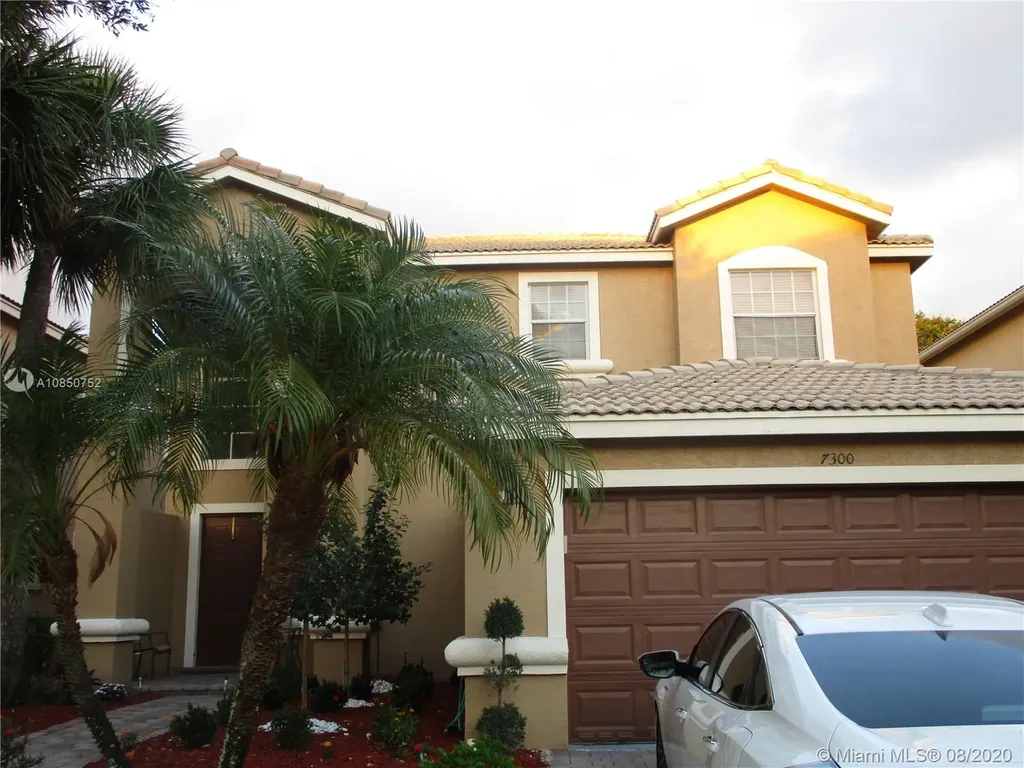 7300 Viale Sonata Lake Worth FL 33467