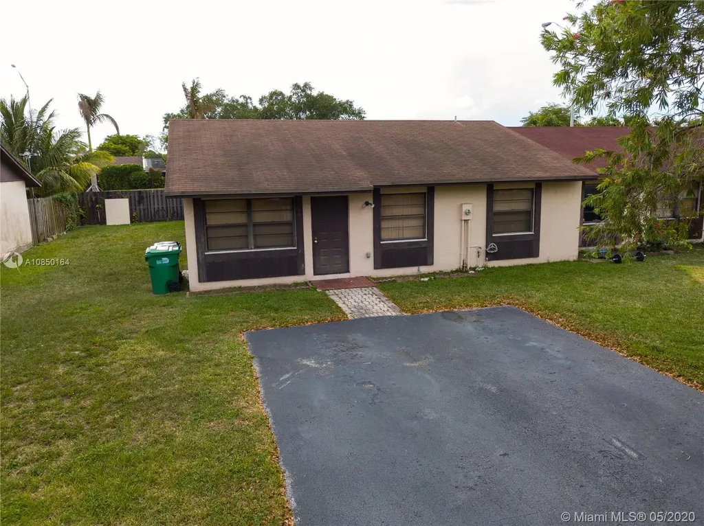 4732 SW 136th Place Miami FL 33175